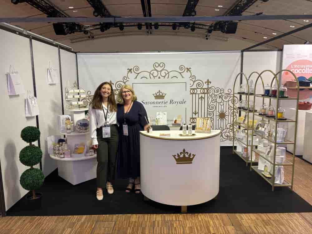 Versailles : dans l'atelier parfumé de La Savonnerie Royale