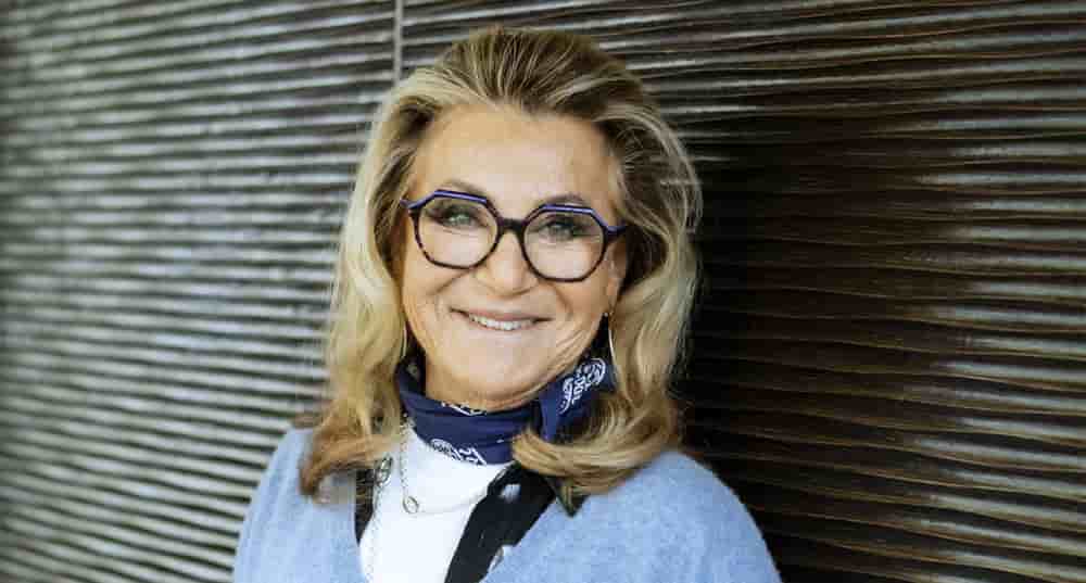 « La Tribune Dimanche » a rencontré Sheila à Paris le 26 septembre 2025.