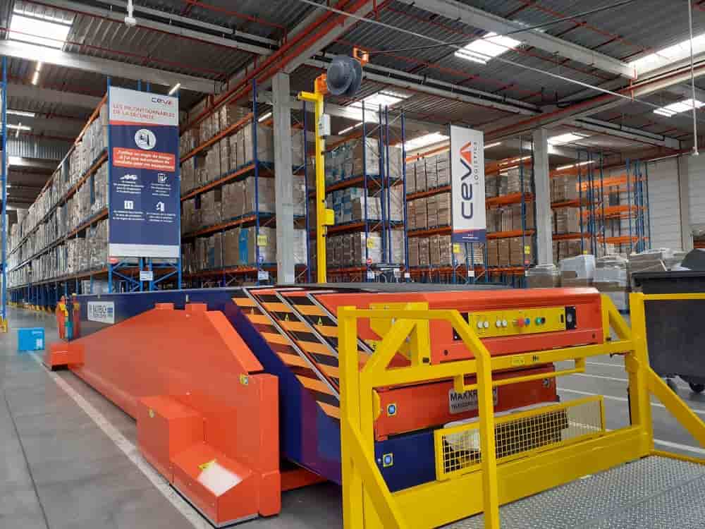 Au niveau mondial, CEVA Logistics compte environ 1.000 entrepôts pour une surface de plus de 12 millions de mètres carrés. En Europe, il opère sur plus de 300 entrepôts en logistique contractuelle, correspondant à près de six millions de mètres carrés...