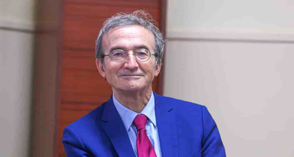 « Pour beaucoup d'habitants, le pouvoir d'achat et le pouvoir de vivre sont essentiellement assurés par les puissances publiques », estime l'ancien ministre et député de la Drôme, Hervé Mariton.