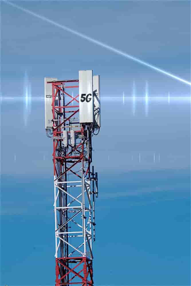 ©Patrick LEFEVRE/MAXPPP - 06/09/2025 Telecommunication antenna | Antenne de télécommunication (MaxPPP TagID: maxstockfr274886.jpg) [Photo via MaxPPP] - Antenna | Antenne