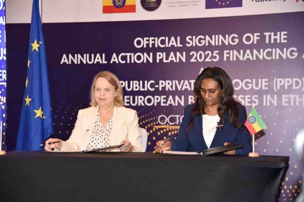 De gauche à droite : S.E. Sofie From-Emmesberger (ambassadrice de l’Union européenne en Éthiopie), et S.E. Semereta Sewasew (ministre des Finances).