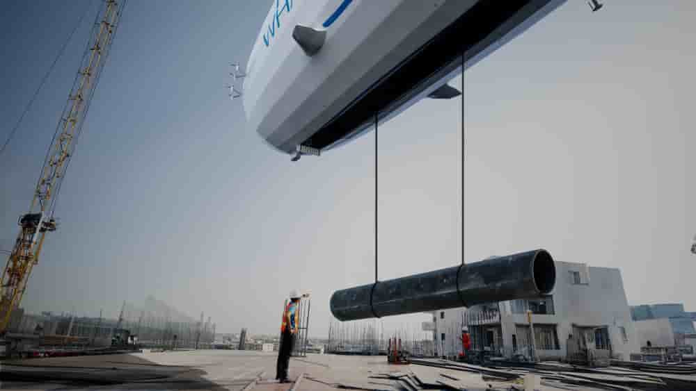 Suresnes : Flying Whales fait voler 60 tonnes à 70% de carbone en moins