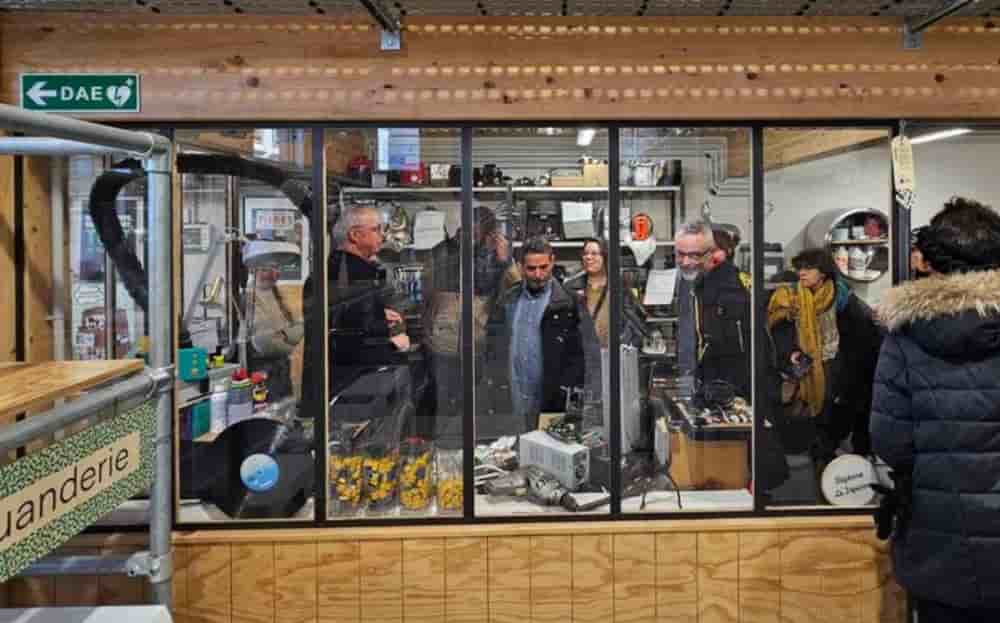 Un atelier de reconditionnement du réseau Envie, une structure qui emploie des ouvriers en réinsertion.