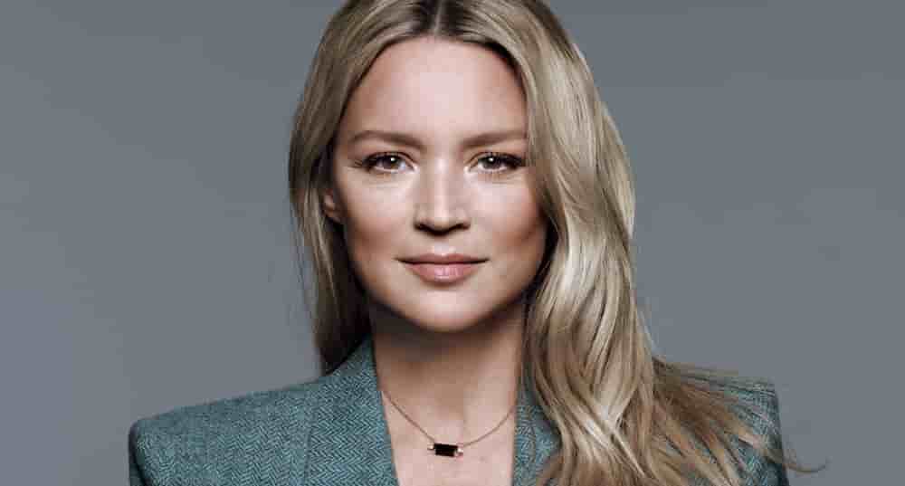 Virginie Efira joue dans « Les Braises », de Thomas Kruithof, avec Arieh Worthalter. Sortie mercredi.