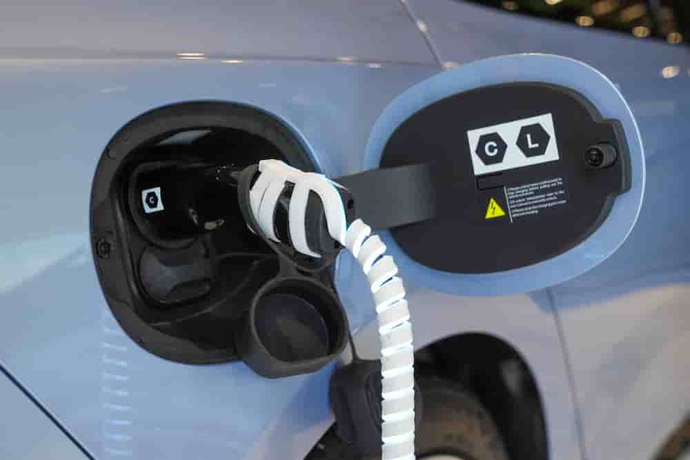 Le dispositif de taxe au kilomètre pourrait entrer en vigueur en 2028, après consultation publique.
