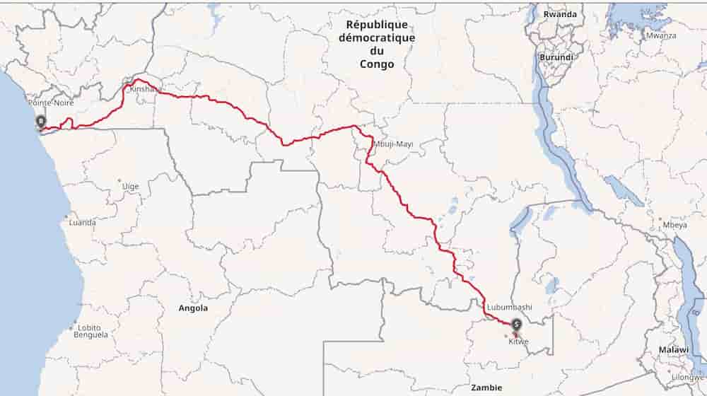 Le corridor routier Sakania–Banana, long de 3 300 kilomètres, permet de désenclaver le pays
