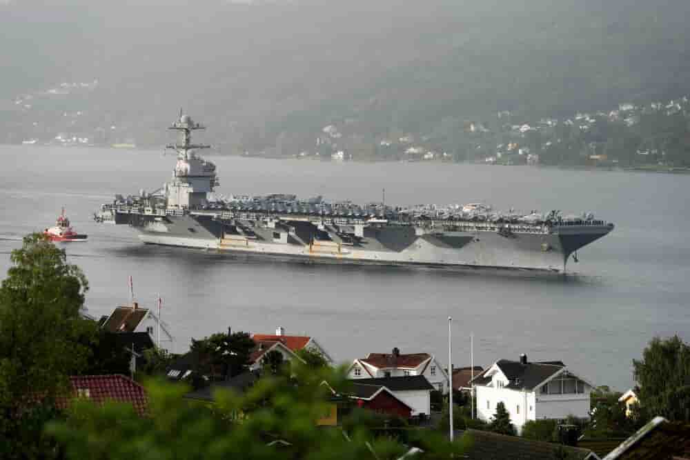 L’USS Gerald R. Ford de la marine américaine, le plus grand porte-avions au monde, a été dépêché dans les Caraïbes pour faire pression sur le Venezuela (ici dans le fjord d’Oslo en septembre).