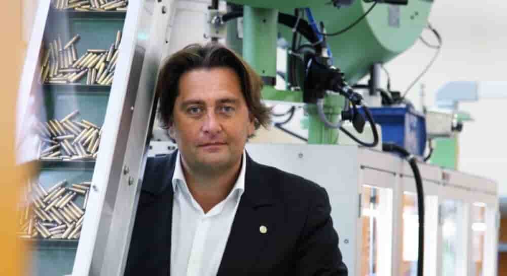"Dépassant en cela toutes les prédictions, les marchés sont devenus le poumon d'une industrie de défense revenue au cœur de la stratégie des États" (Rémy Thannberger, Associé-fondateur de Thannberger.Gruman & Co)