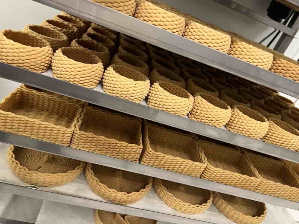 Des paniers ? Non des fonds de tarte mangeables imprimés en 3D par Olivier Maussion au Cannet.