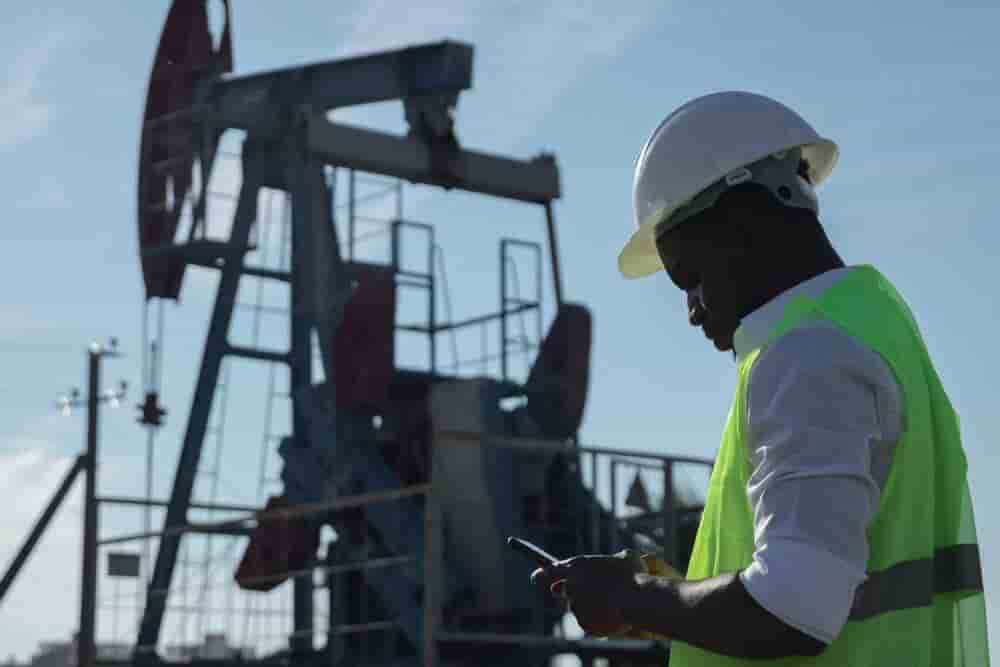 Le Nigeria veut porter le contenu local de son secteur pétrolier à 70 % d’ici 2027.