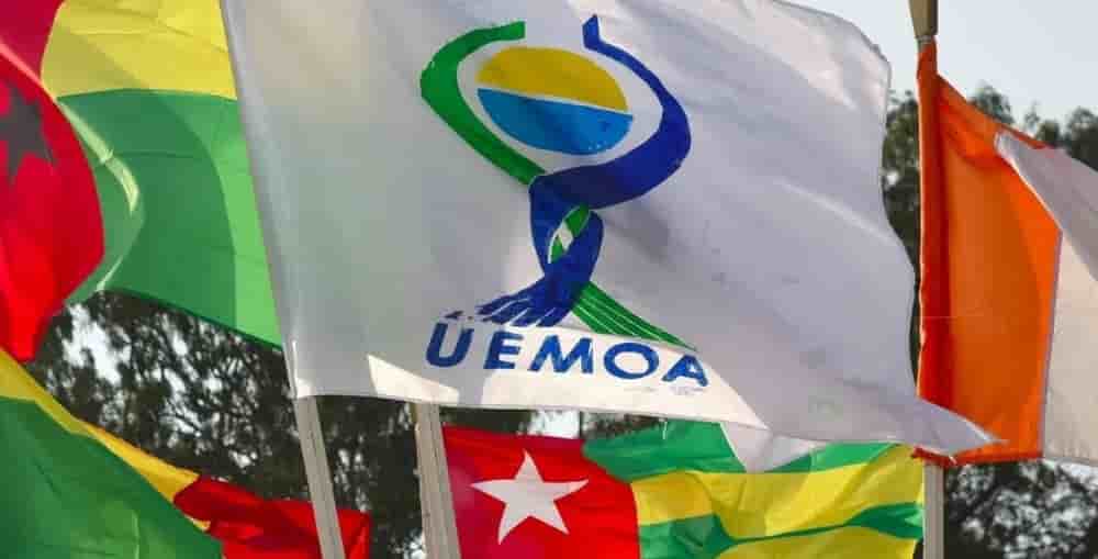 Les pays de l'UEMOA sont soumis à des critères de convergence stricts en matière de stabilité macroéconomique.