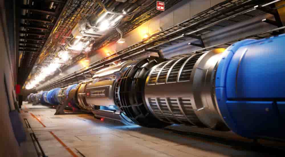 Le gouvernement chinois vient d'annoncer le gel de son projet de super accélérateur de particules, concurrent de celui du CERN. Une décision vue comme une "opportunité" pour le projet européen, selon la directrice générale du centre européen.