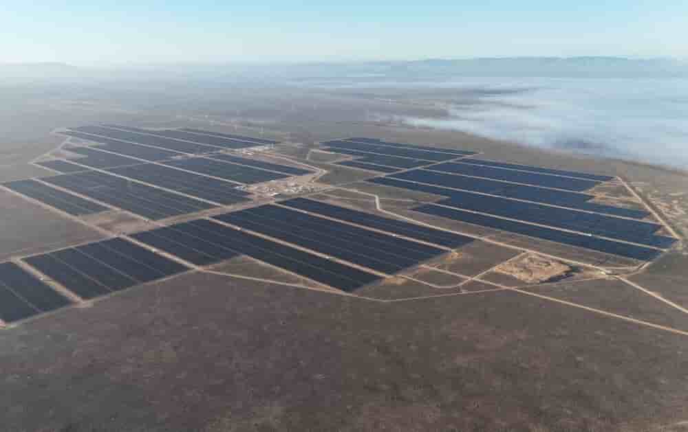 Parc solaire de Grootfontein en Afrique du Sud, d’une capacité de 273 MW.