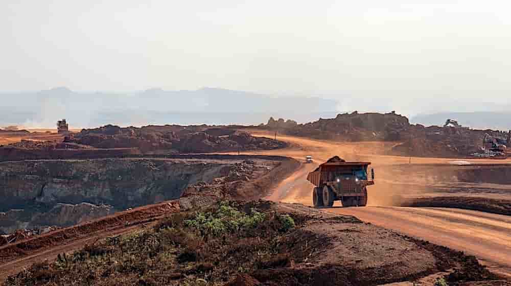 La mine de Mbalam recèle des réserves estimées à plus de 2 milliards de tonnes de minerai de fer.