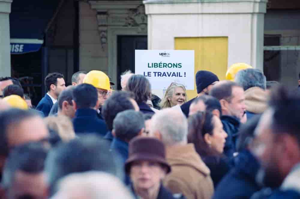 A Toulon il y a quelques jours et à Nice ce 15 décembre, elles étaient respectivement 28 et 17 fédérations professionnelles à être mobilisées.