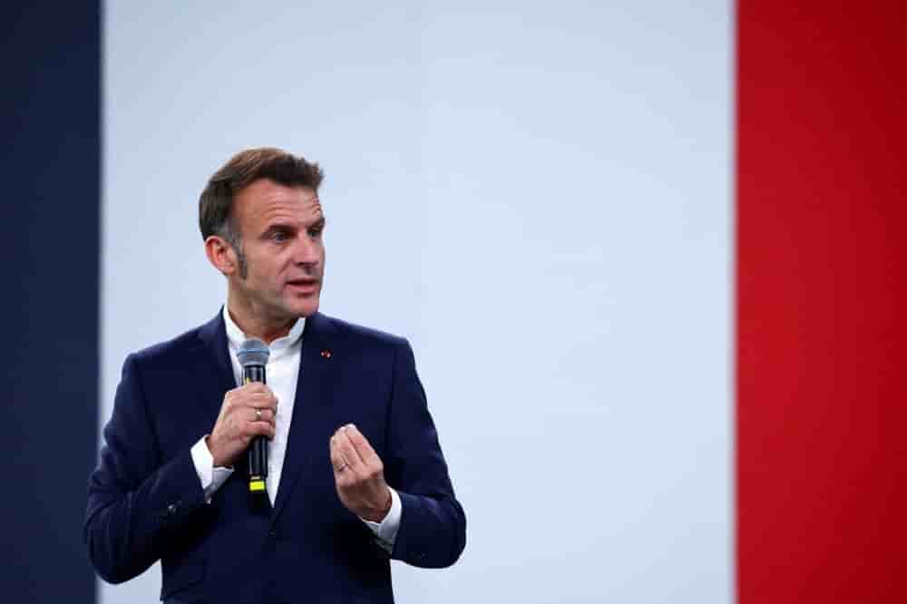 Emmanuel Macron a annoncé dimanche lors de son déplacement aux Émirats arabes unis avoir donné son feu vert au lancement de la construction du futur porte-avions français, destiné à remplacer le Charles-de-Gaulle et à entrer en service en 2 038