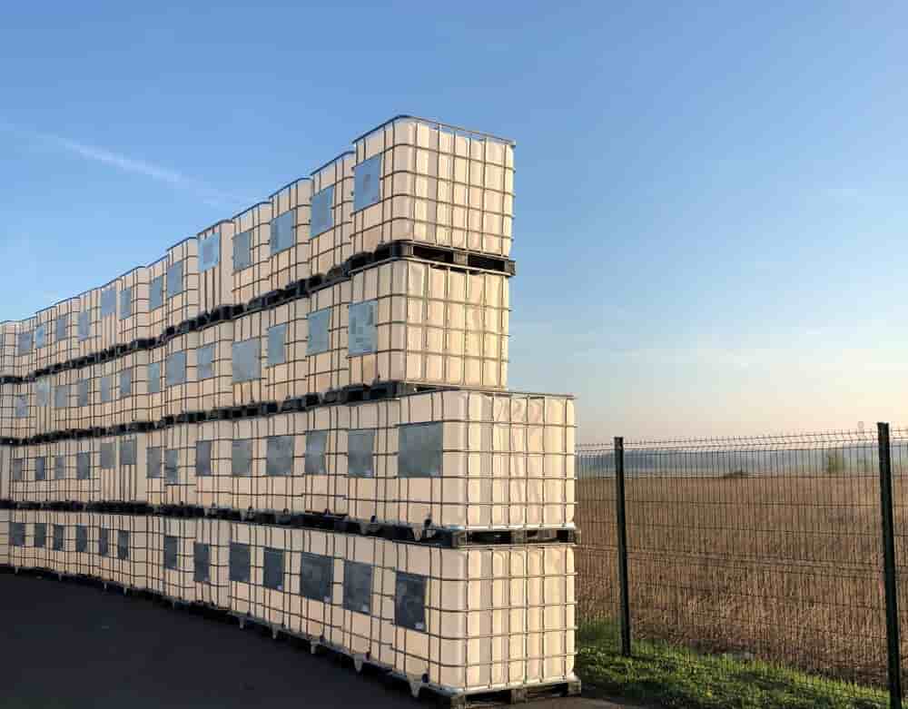 Avec la prochaine obligation de réemploi des emballages professionnels, le taux de plastique recyclé utilisé en France est censé passer de 25% en 2025 à 50% en 2030.