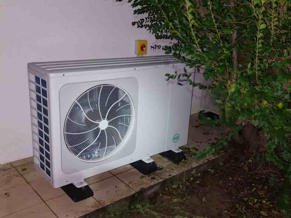 Les pompes à chaleur air-air et air-eau pourraient permettre aux ménages de se passer des énergies fossiles pour se chauffer.