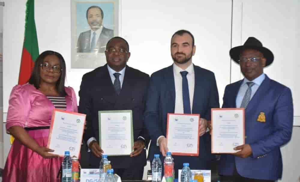 signature d’un protocole d’accord entre le Port autonome de Kribi, la Société camerounaise des dépôts pétroliers (SCDP) et le Consortium Parlym/Negri, pour la construction du futur Terminal hydrocarbures de Kribi.
