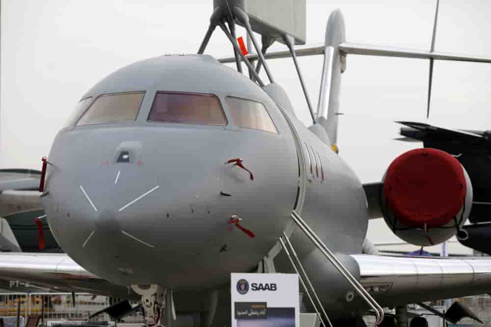 Un avion GlobalEye, fabriqué par Saab Technologies, exposé lors du Salon aéronautique de Dubaï, aux Émirats arabes unis, en 2019.