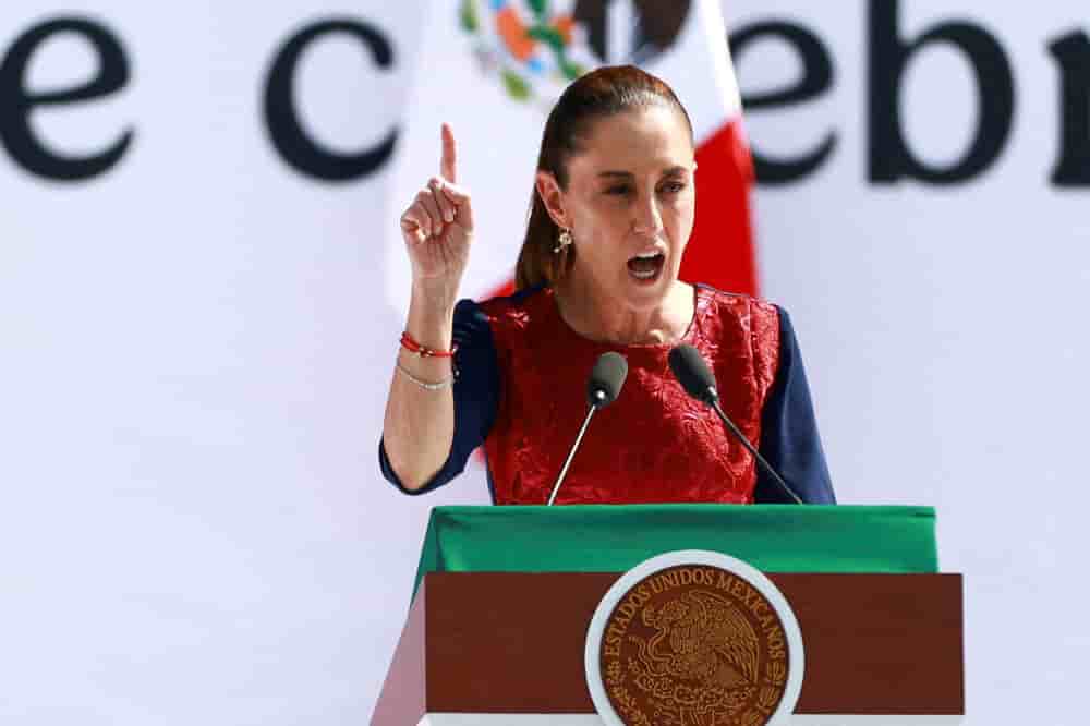En juillet 2025, Mexico a envoyé plus de carburant à l'île qu'il n'en a dépensé pour son propre réseau routier. Un soutien qui place la présidente Sheinbaum en collision frontale avec la doctrine Trump.