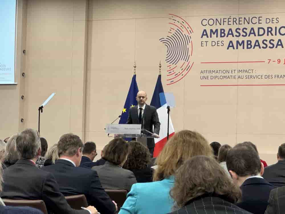 Jean-Noel Barrot face aux 160 ambassadeurs ce 9 janvier.