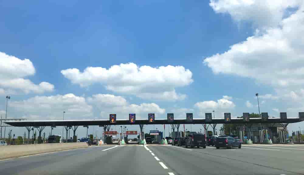Dès 2032, le fléchage des recettes des sociétés concessionnaires d'autoroute devrait rapporter 2,5 milliards d'euros chaque année à l'ensemble des transports.