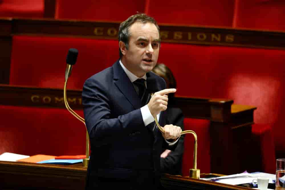 Sébastien Lecornu a engagé la responsabilité de son gouvernement sur la première partie du projet de loi de finances, consacrée aux impôts.