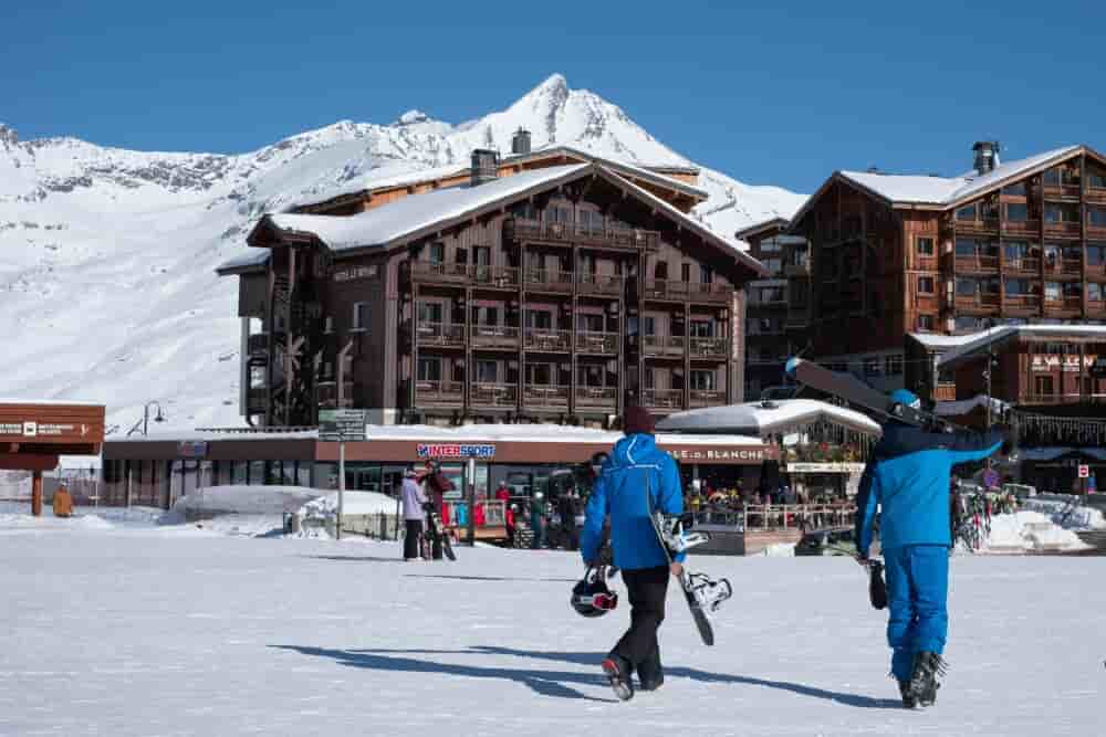 Les stations de Tignes et de Sainte-Foy-Tarentaise reprendront la main sur la gestion de leur domaine skiable dès le 1er juin prochain. Ce, grâce à la création d'une SPL qui doit leur permettre de penser l'avenir de leur territoire à long terme dans un...