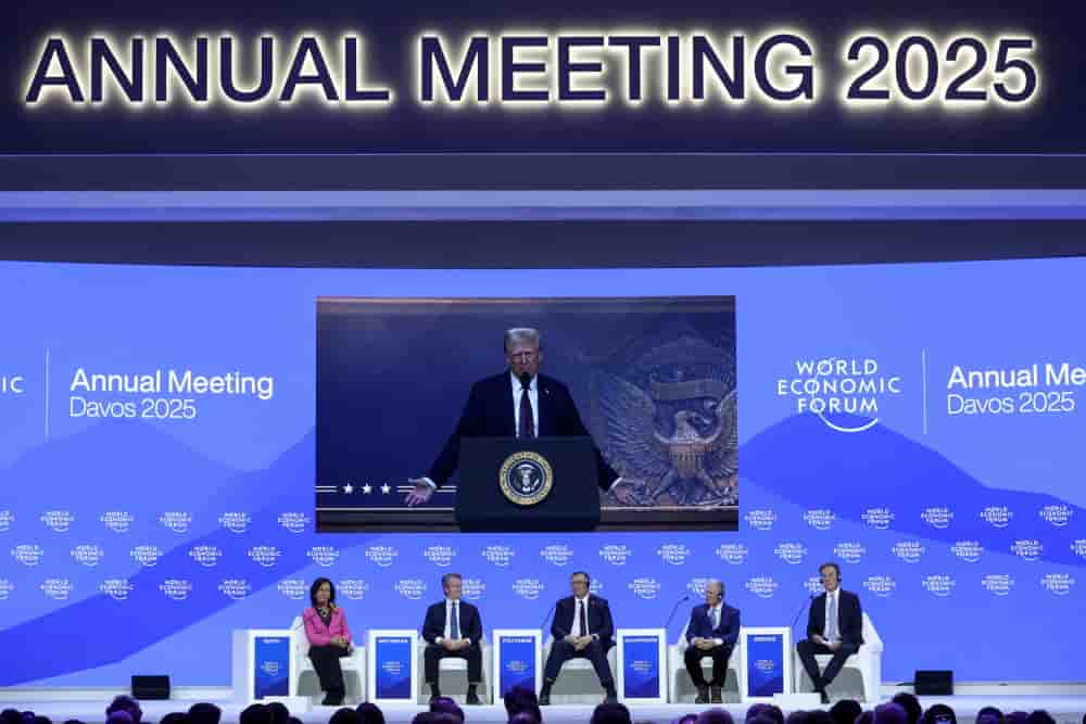 Donald Trump en visioconférence au Forum de Davos en 2025.