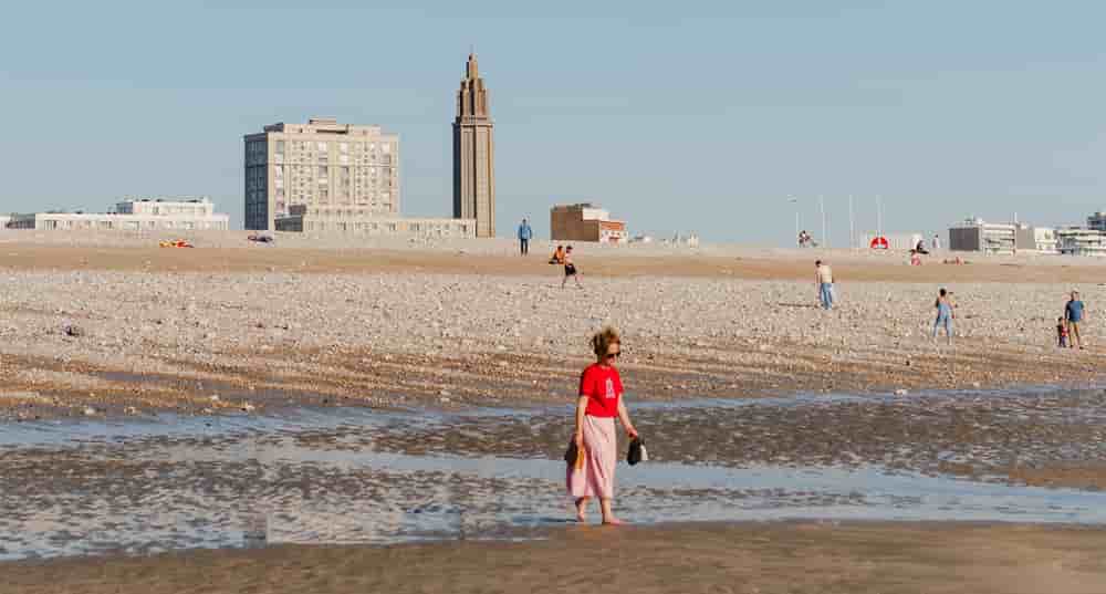 Grandes marées à la plage du Havre, avril 2025.
