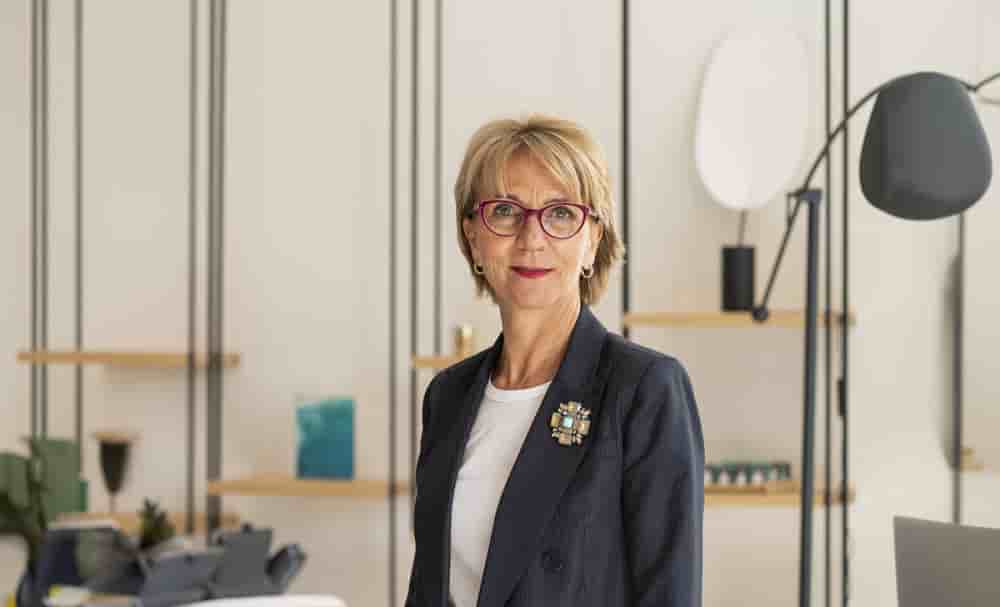 Florence Lustman, présidente de France Assureurs, est sur tous les fronts pour défendre l'assurance des appétits de taxation des politiques.