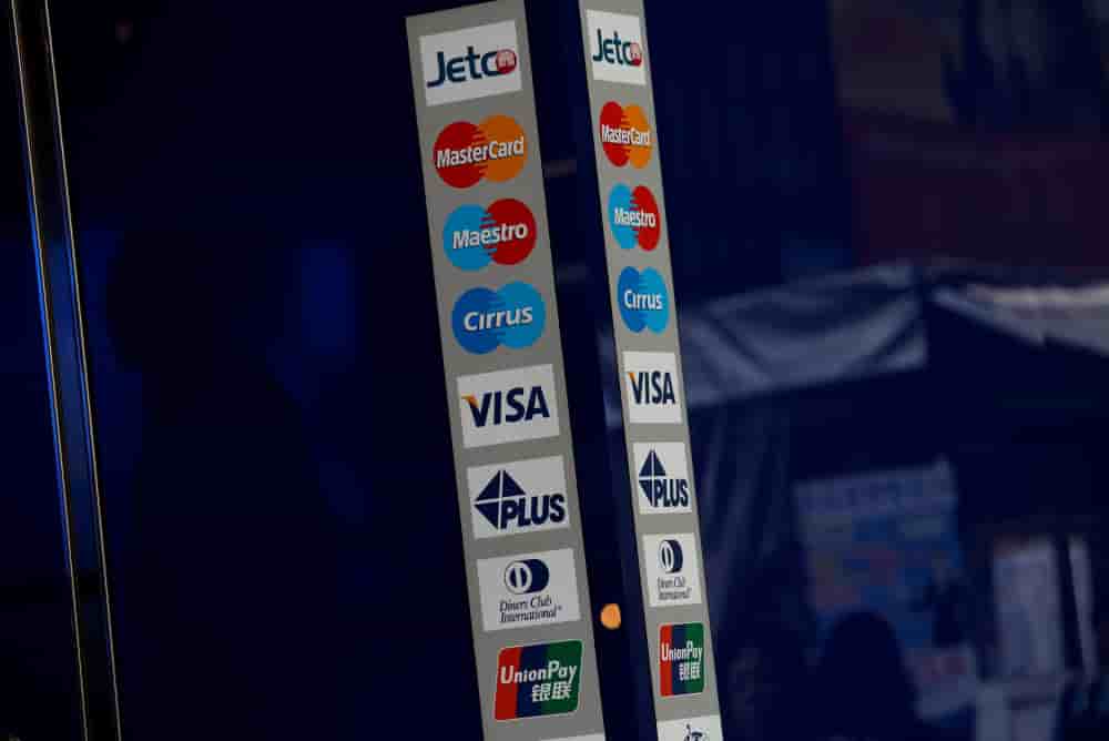 Sur les six premiers mois de l'année, la fraude à la carte bancaire a chuté en France à 211 millions d'euros, soit une baisse de près de 10 % sur un an.