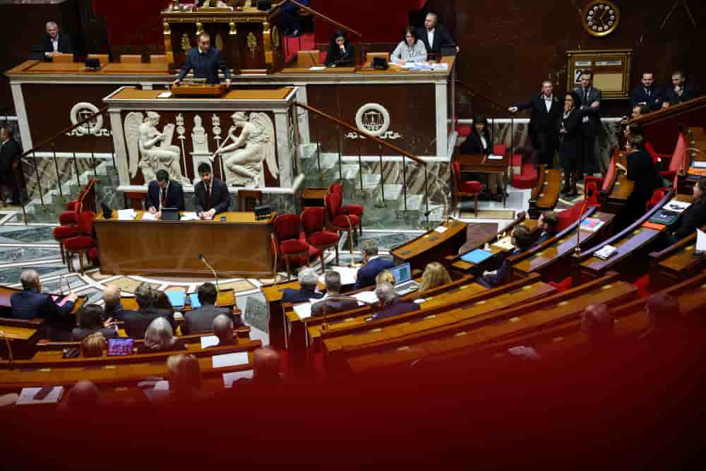 Des dizaines de députés pressent le gouvernement de légiférer contre les aliments ultra-transformés.