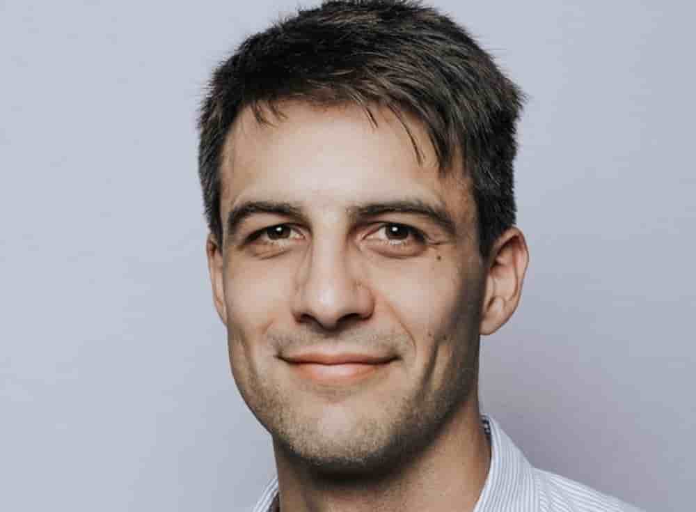 Pierre Bachas est économiste à l’observatoire international de la fiscalité piloté par Gabriel Zucman et coordonne la recherche sur l'évasion fiscale.