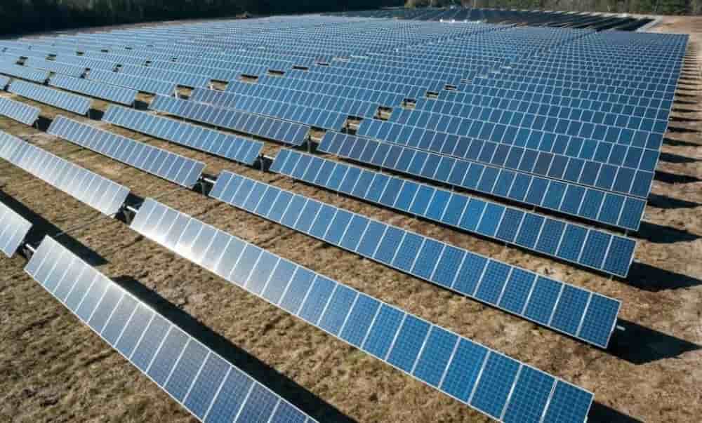 En 2024, la capacité énergétique installée en Tanzanie était d’environ 3,1 GW, dont 1,7 GW d’hydroélectrique (57,4%) et 1,19 GW de gaz (38,78%).