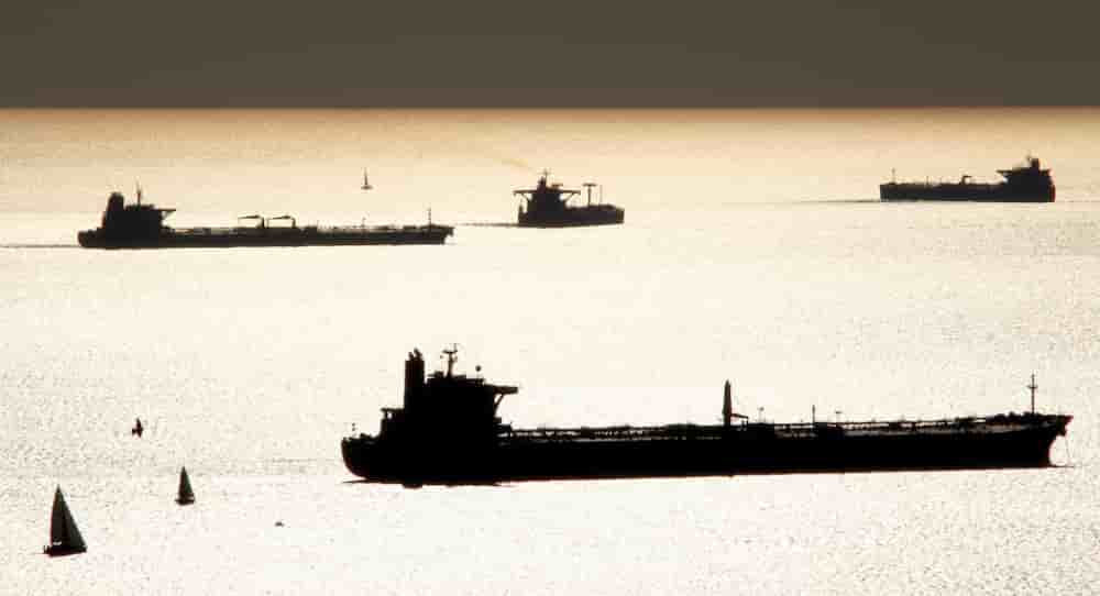 L'Iran impose un péage de 2 millions de dollars aux navires. Le commerce mondial sous haute tension.
