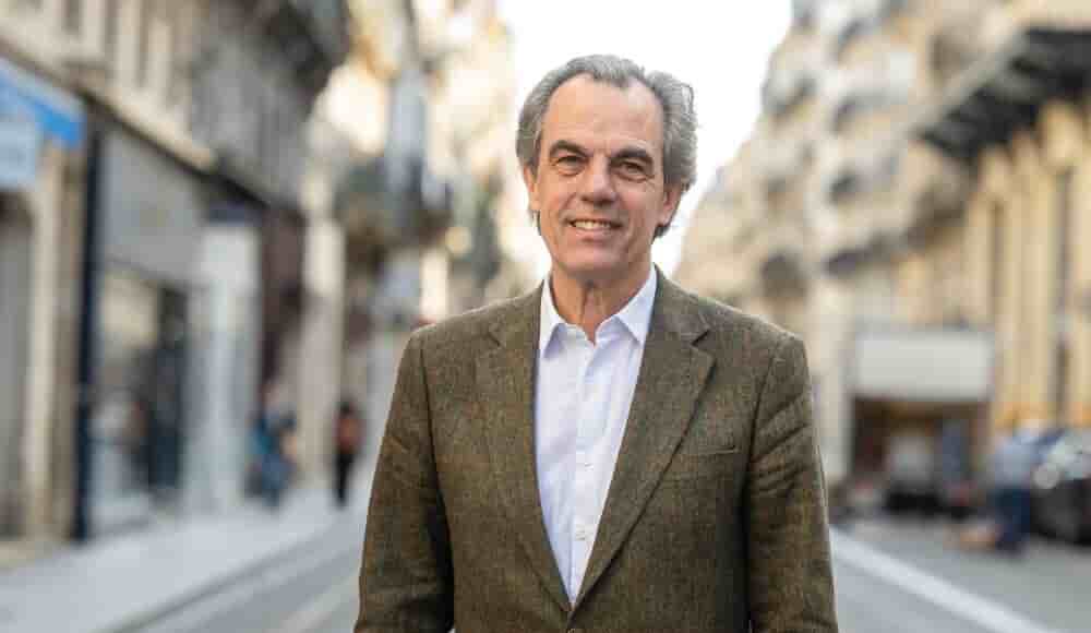 Philippe Dessertine est candidat sans étiquette à la mairie de Bordeaux