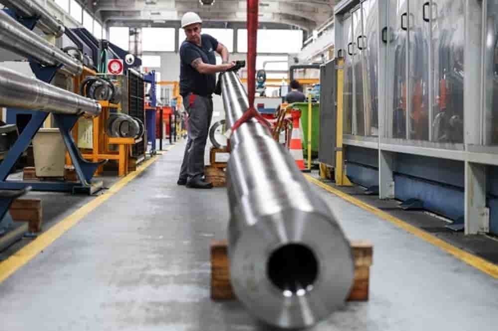 La désindustrialisation en France a également joué un rôle dans la perte des gains de productivité.
