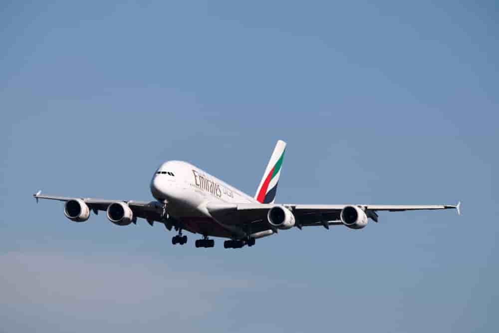 Plus tôt dans la journée, le Bureau des médias de Dubaï avait annoncé sur X que, " pour la sécurité des passagers, du personnel de l'aéroport et des équipages des compagnies aériennes ", les opérations à l'aéroport international de Dubaï avaient été...