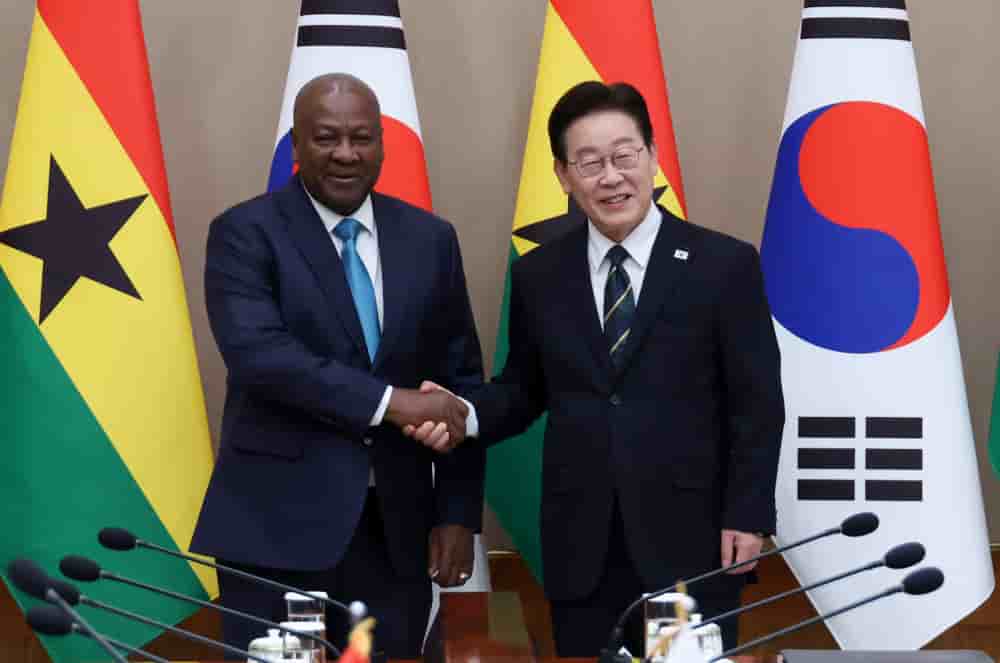 Rencontre officielle à Séoul entre les présidents ghanéen et sud-coréen, marquée par de nouveaux accords de coopération.
