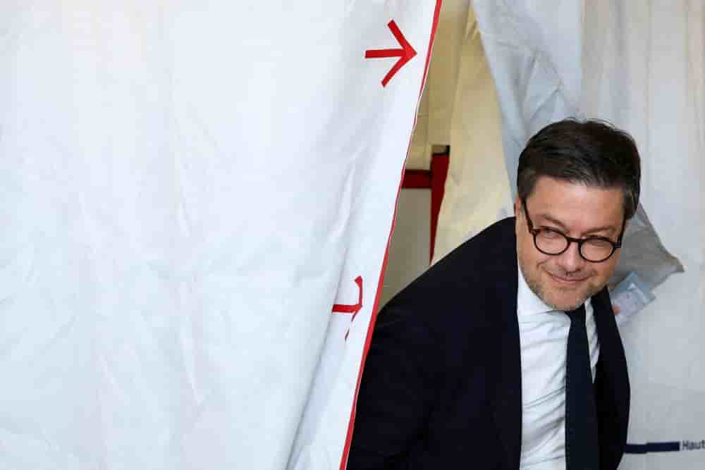 A Marseille, le maire sortant Benoît Payan et le candidat Rassemblement national, Franck Allisio se disputent le fauteuil de maire