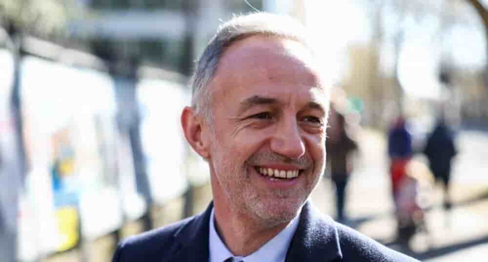Emmanuel Grégoire (37,5%) arrive largement en tête devant Rachida Dati (24,9%).