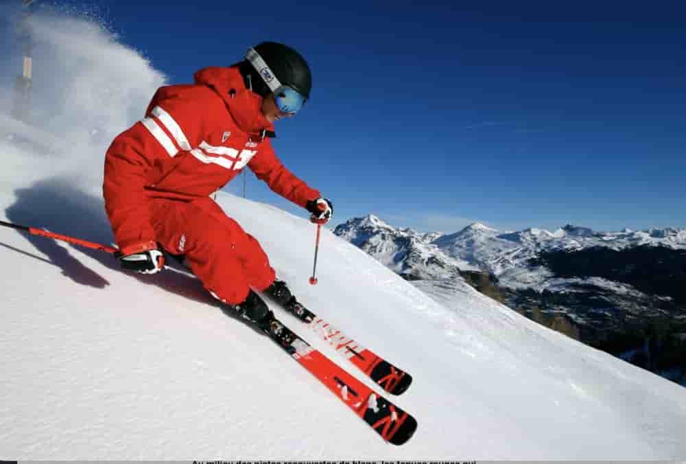 Le marché de l'enseignement du ski reste chapeauté par l'ESF et ses célèbres " pull rouges " - qui emploie 16 000 des 20 000 professionnels en exercice -.