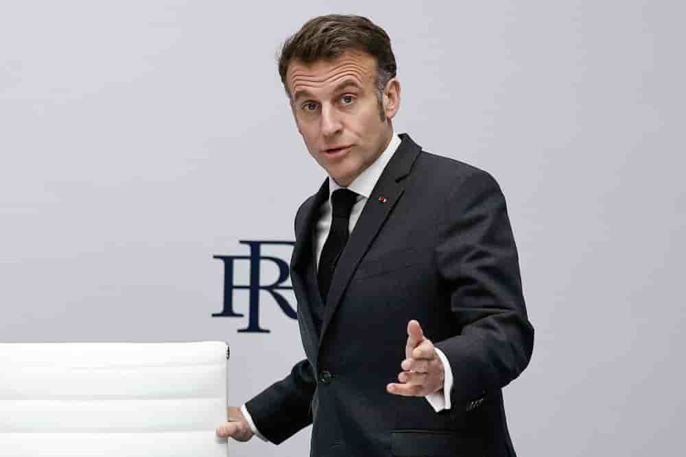 Emmanuel Macron qui préside une réunion du Conseil de défense et de sécurité sur la situation au Moyen-Orient, le 17 mars 2026.