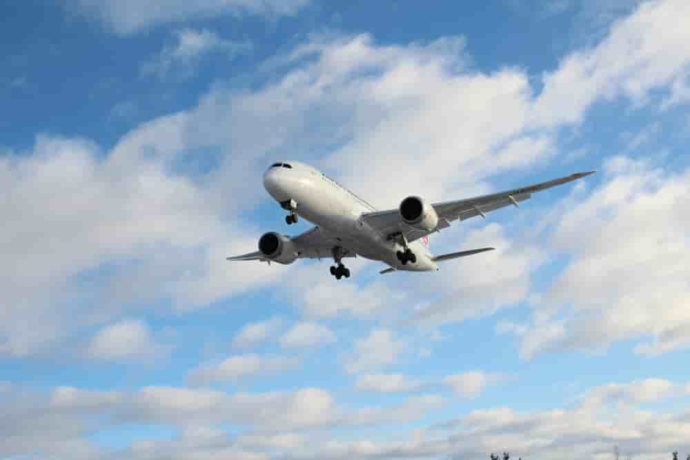 Pas de doute : les prix des billets d'avions vont continuer de flamber les prochains mois.