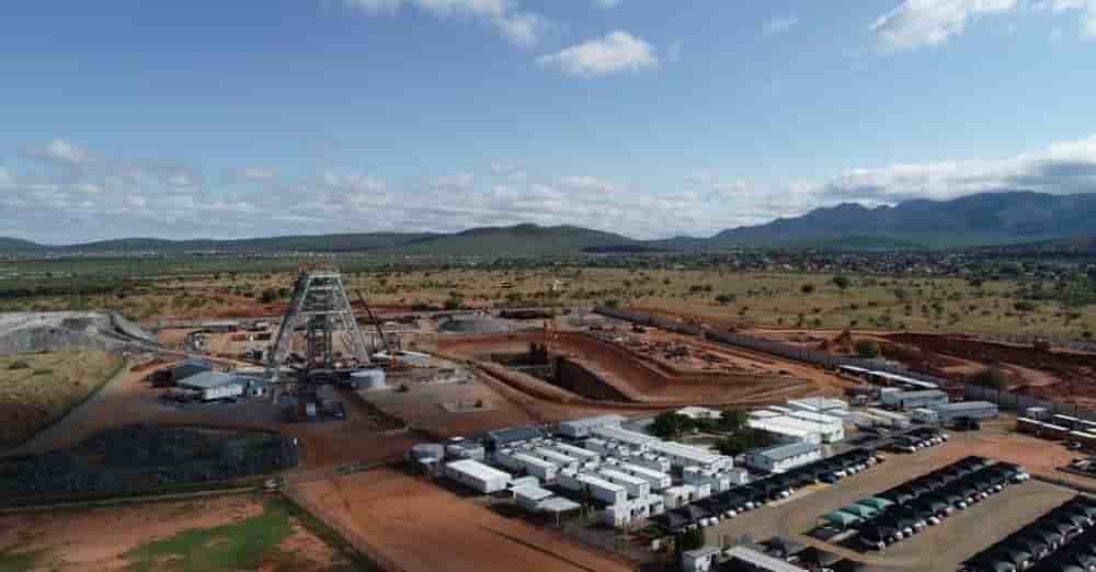 Hors de l’Afrique du Sud où il possède aussi des intérêts dans le projet de platine Waterberg, le Japon est impliqué entre autres dans le nickel à Madagascar, et dans les terres rares en Namibie.