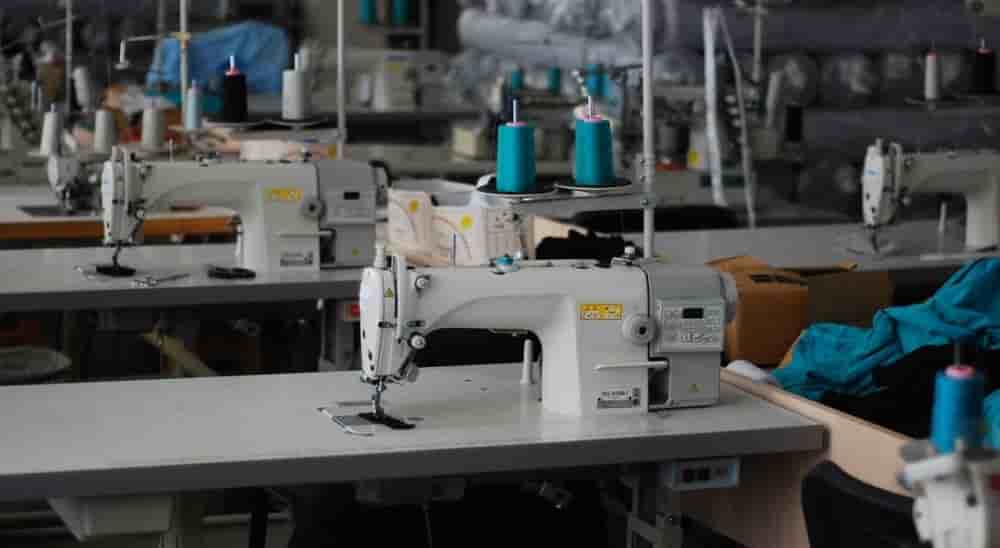 La production textile tanzanienne est passée de 53 millions de mètres carrés en 2020 à seulement 32 millions en 2024.