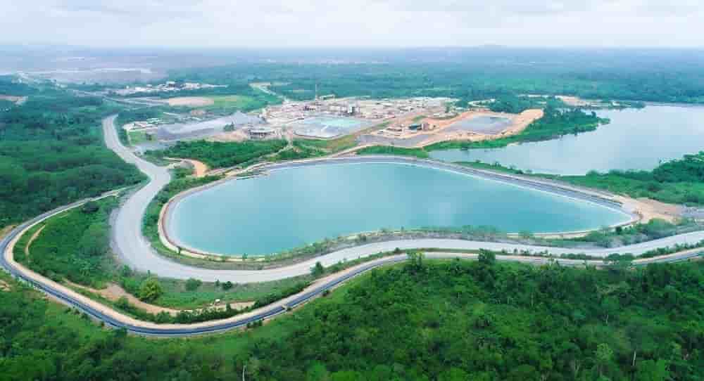 Zijin indique viser en 2026 une production de 8,5 t d’or pour la mine ghanéenne Akyem, contre 5,1 t en 2025.